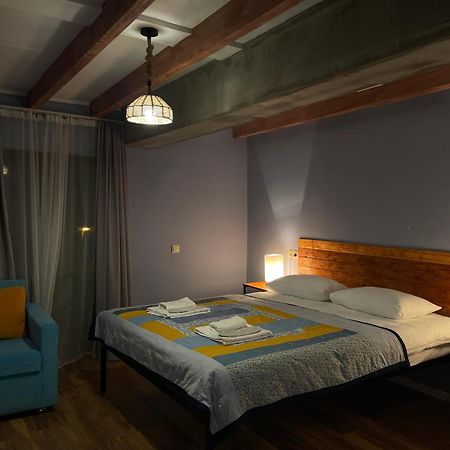 Hotel Ailama Mestia Buitenkant foto