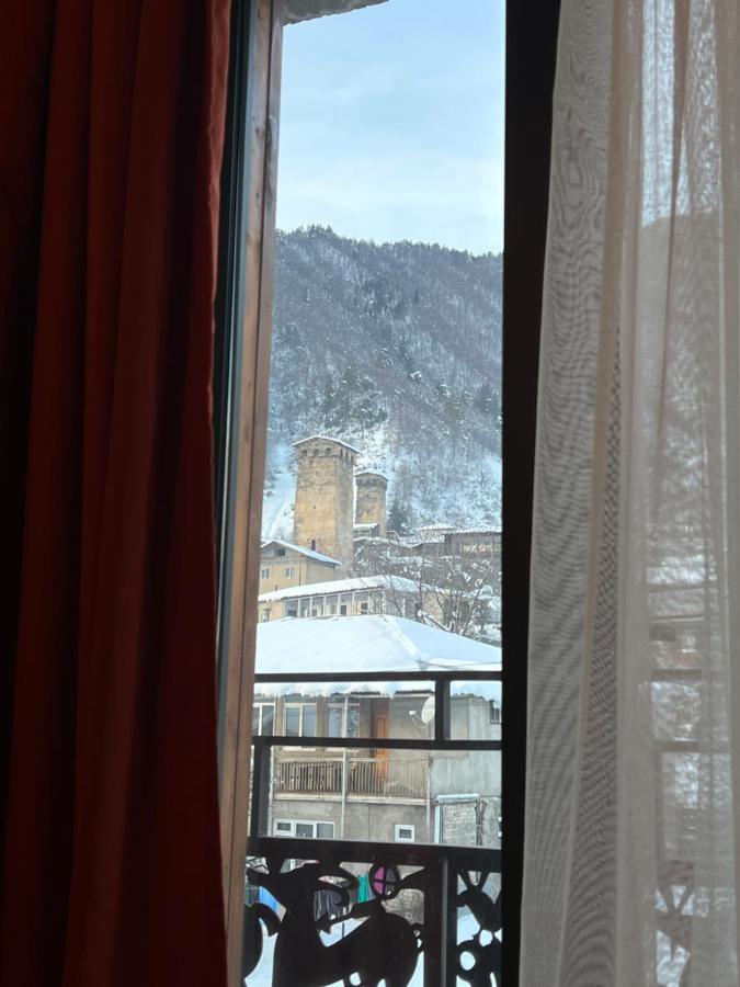 Hotel Ailama Mestia Buitenkant foto