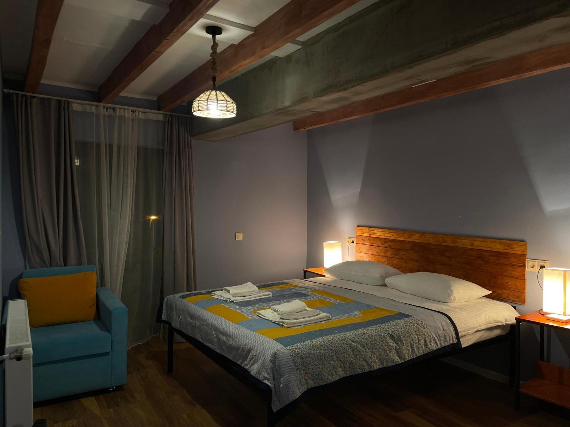 Hotel Ailama Mestia Buitenkant foto